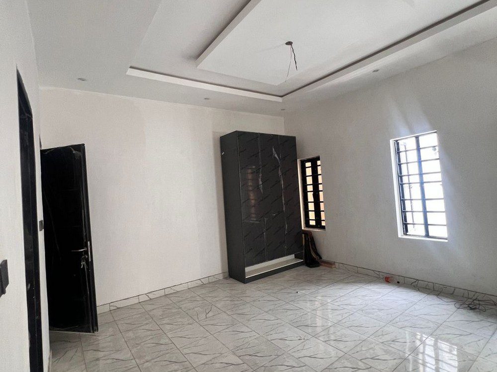Royal Pine Estate, Orchid Road 7 4-bedroom detached houses for rent in royal pine estate lekki (5)