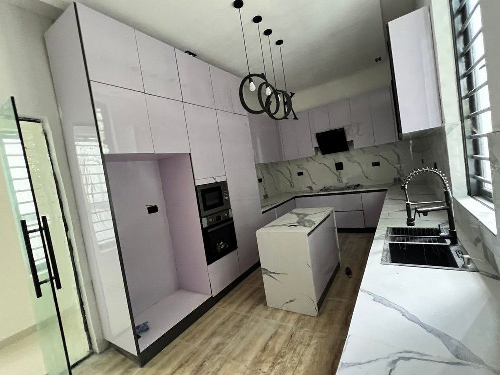 Peaceville Estate, Idado Lekki 2 5-bedroom smart homes with swimming pools for sale in peaceville estate idado (1)