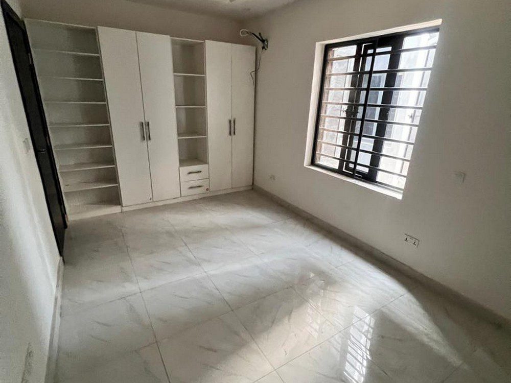 5-bedroom townhouses with clubhouse and pool in ikate elegushi lekki (2)