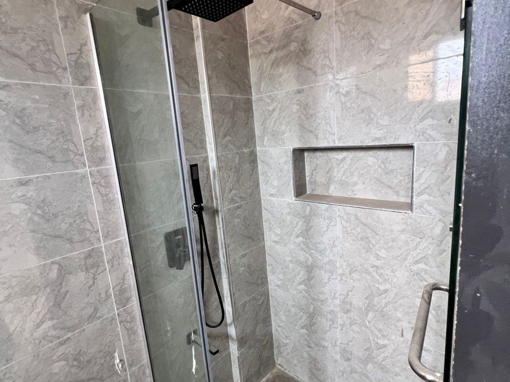 Lekki Phase 1 Lagos 3 Premium 1 and 2 bedroom flats with elevator for sale in lekki phase 1 (5)