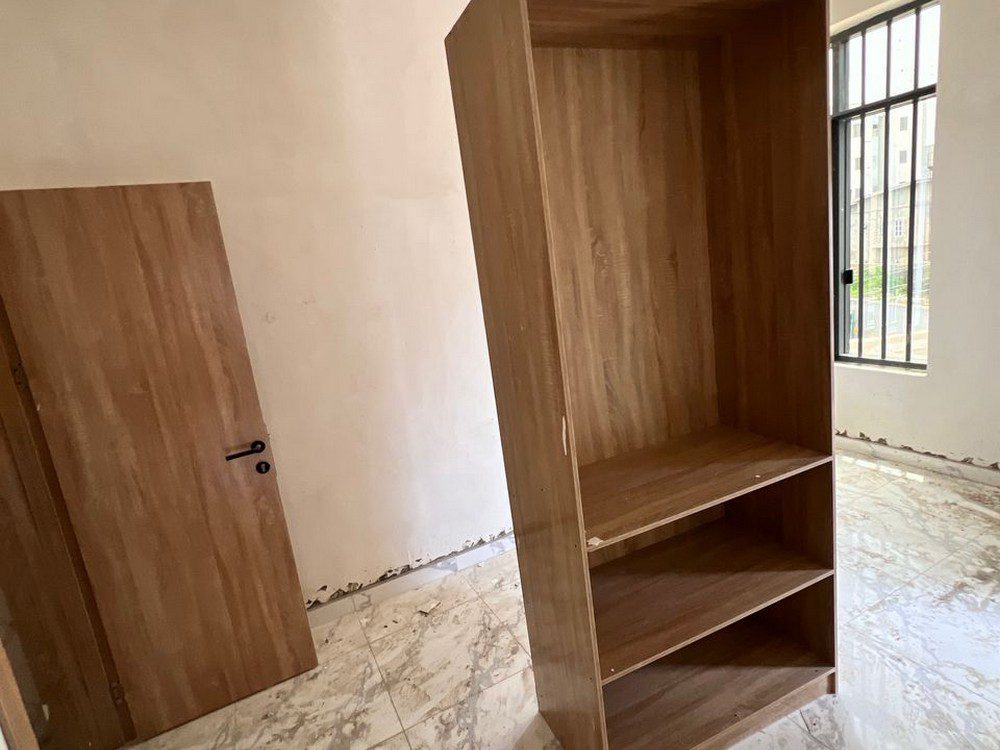 Serviced 2 and 3 bedroom flats with pool and gym off orchid road lekki (1)