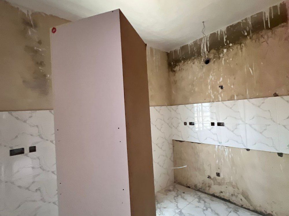 Serviced 2 and 3 bedroom flats with pool and gym off orchid road lekki (4)