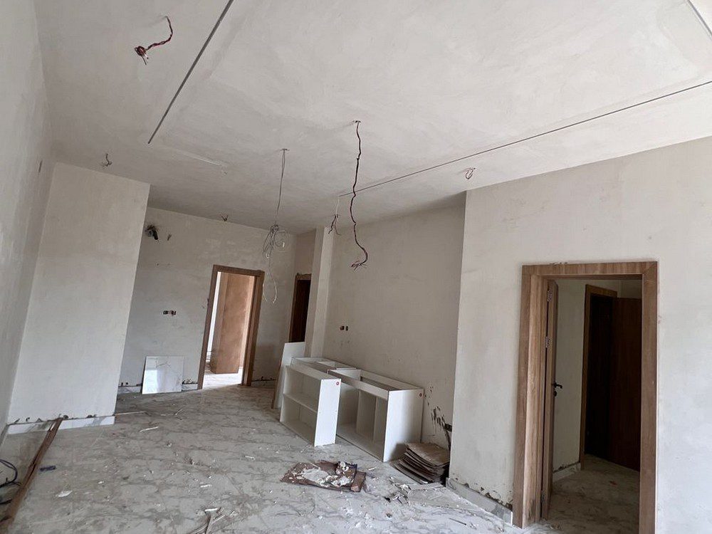 Serviced 2 and 3 bedroom flats with pool and gym off orchid road lekki (8)