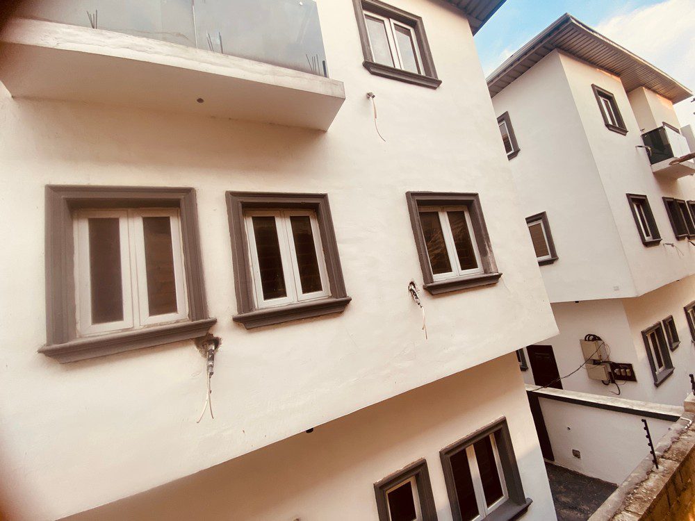 ologolo Lekki_12