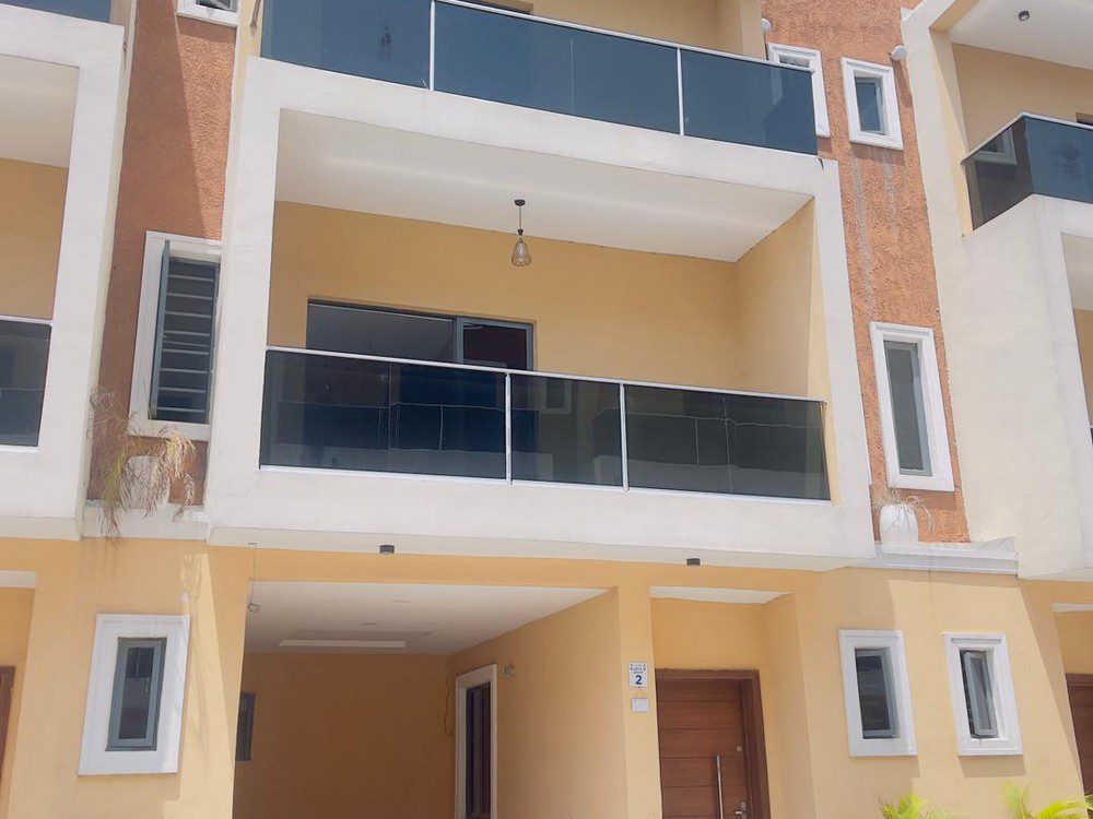 Ilasan Lekki 2 Serviced 4-bedroom townhouses with bq in ilasan, lekki